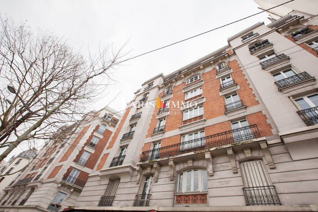 Appartement 2 pièces 23 m² · à Paris 18ème Arrondissement · 23,4 m² · 994 €