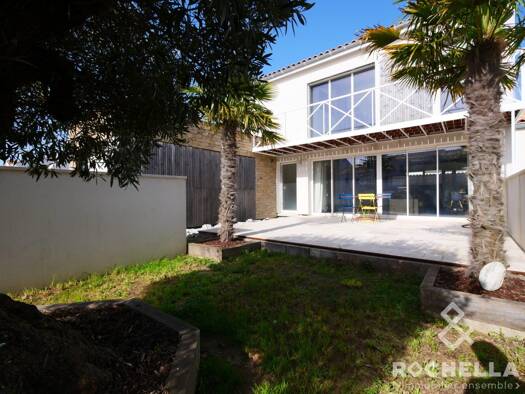 Maison à vendre 538 500 € 5 pièces 3 chambres 148,6 m² 271 m² de terrain L'Houmeau 17137