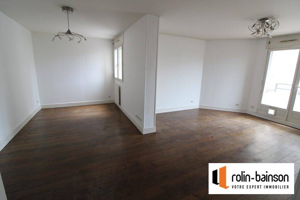 Appartement 4 pièces 74 m² · à Villeurbanne · 74 m² · 1 004 €