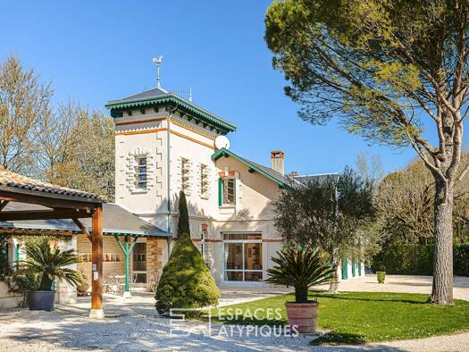 Maison à vendre 590 000 € 7 pièces 4 chambres 188 m² 8 950 m² de terrain Sud Surgères 17700