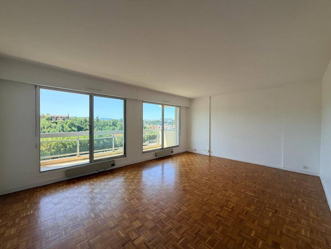 Appartement 4 pièces 97 m² · à Lyon 4ème Arrondissement · 97 m² · 1 499 €