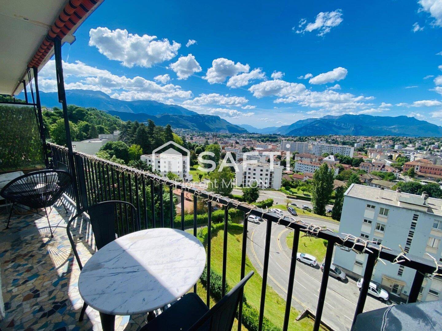 Appartement 4 pièces 75 m² · à Voiron · 75 m² · 176 000 €