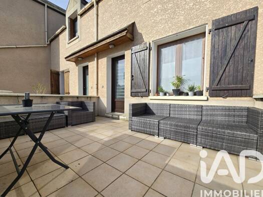 Triplex à vendre 149 000 € 4 pièces 3 chambres 70 m² RDC/1 Pussay 91740