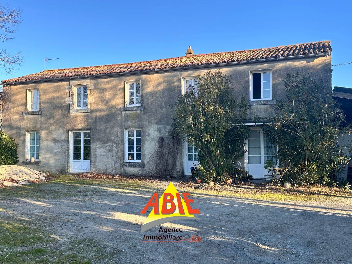 Maison 5 pièces 120 m² · à Bouillé-Courdault · 119,9 m² · 107 500 €