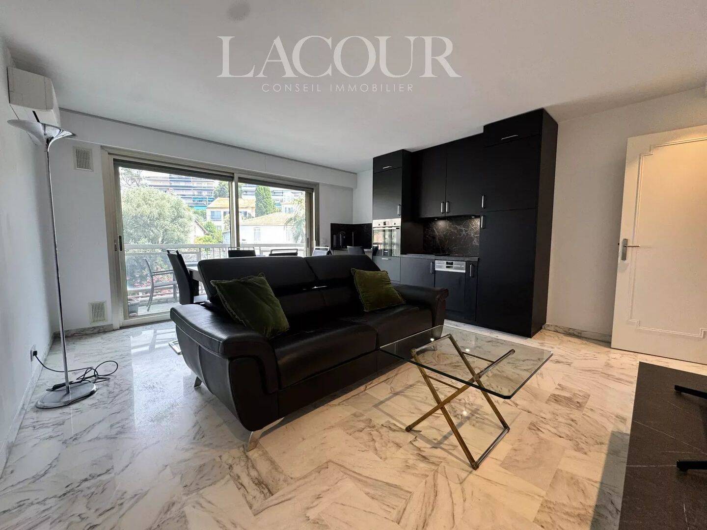 Appartement 3 pièces 66 m² · à Cannes · 65,6 m² · 1 650 €/mois