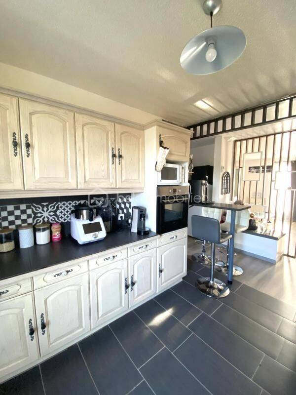 Appartement 3 pièces 64 m² · à Saint-Uze · 64,3 m² · 700 €