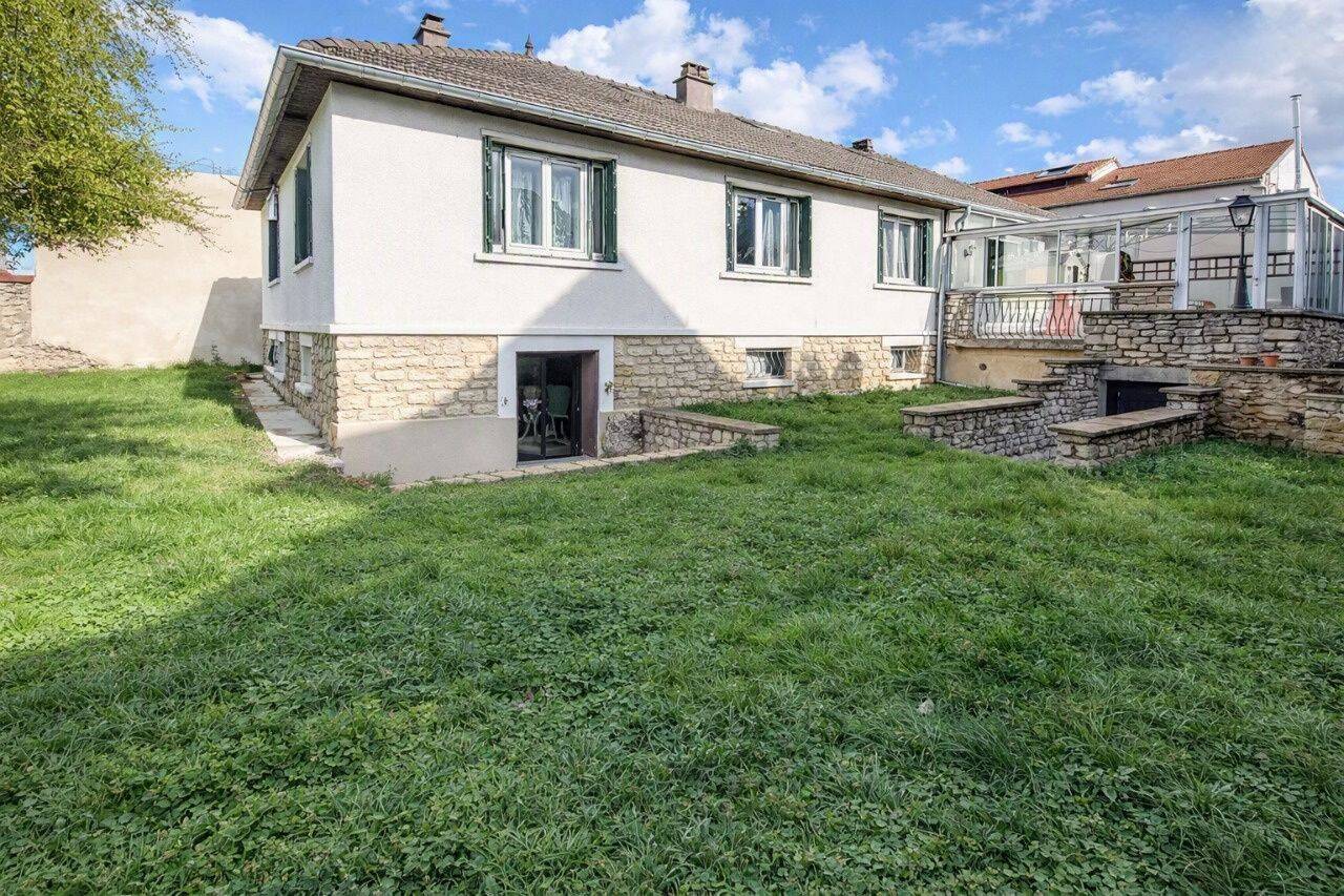 Maison 7 pièces 160 m² · à Créteil · 160 m² · 750 000 €