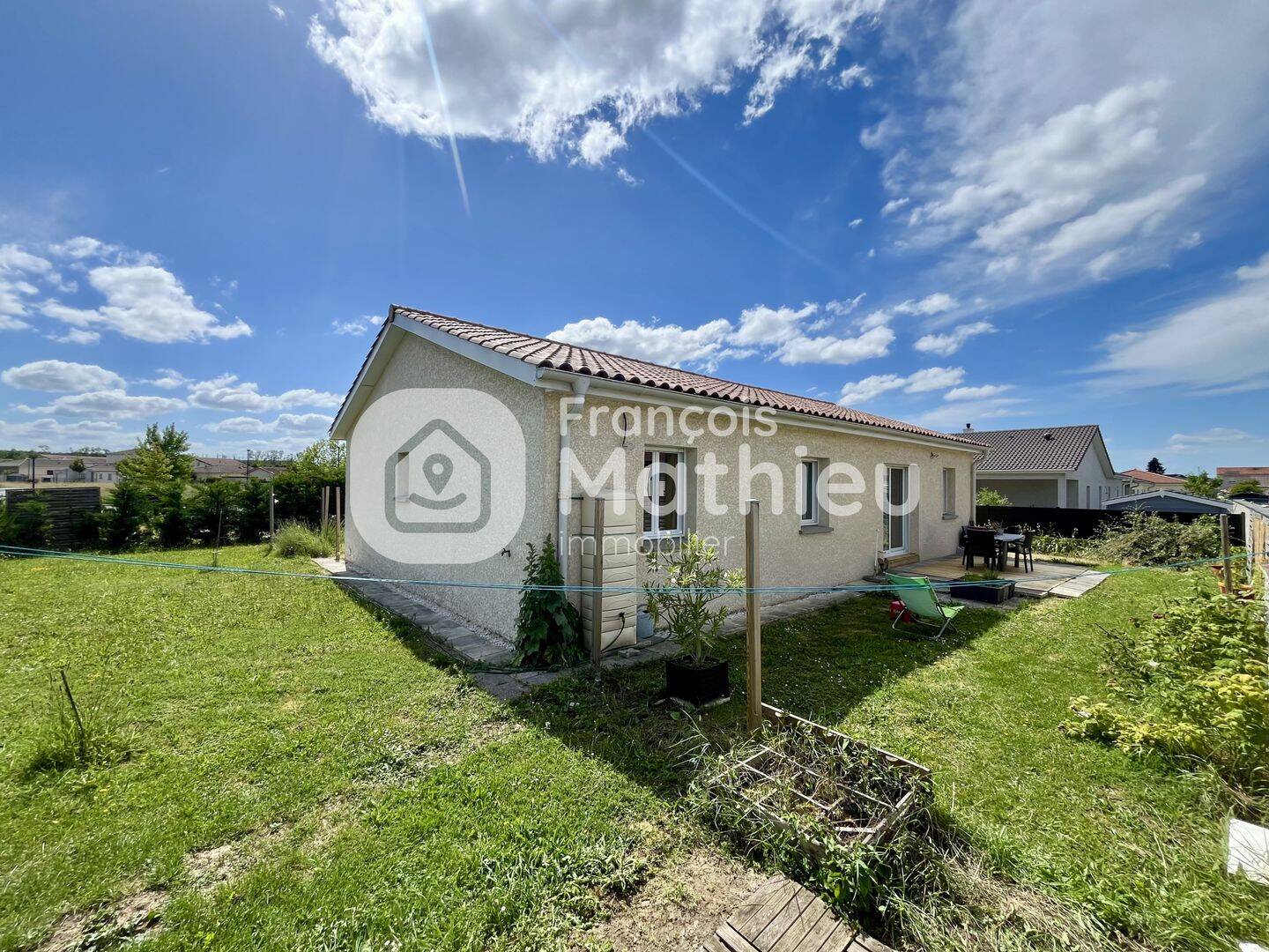 Maison 6 pièces 97 m² · à Péronnas · 97 m² · 267 000 €