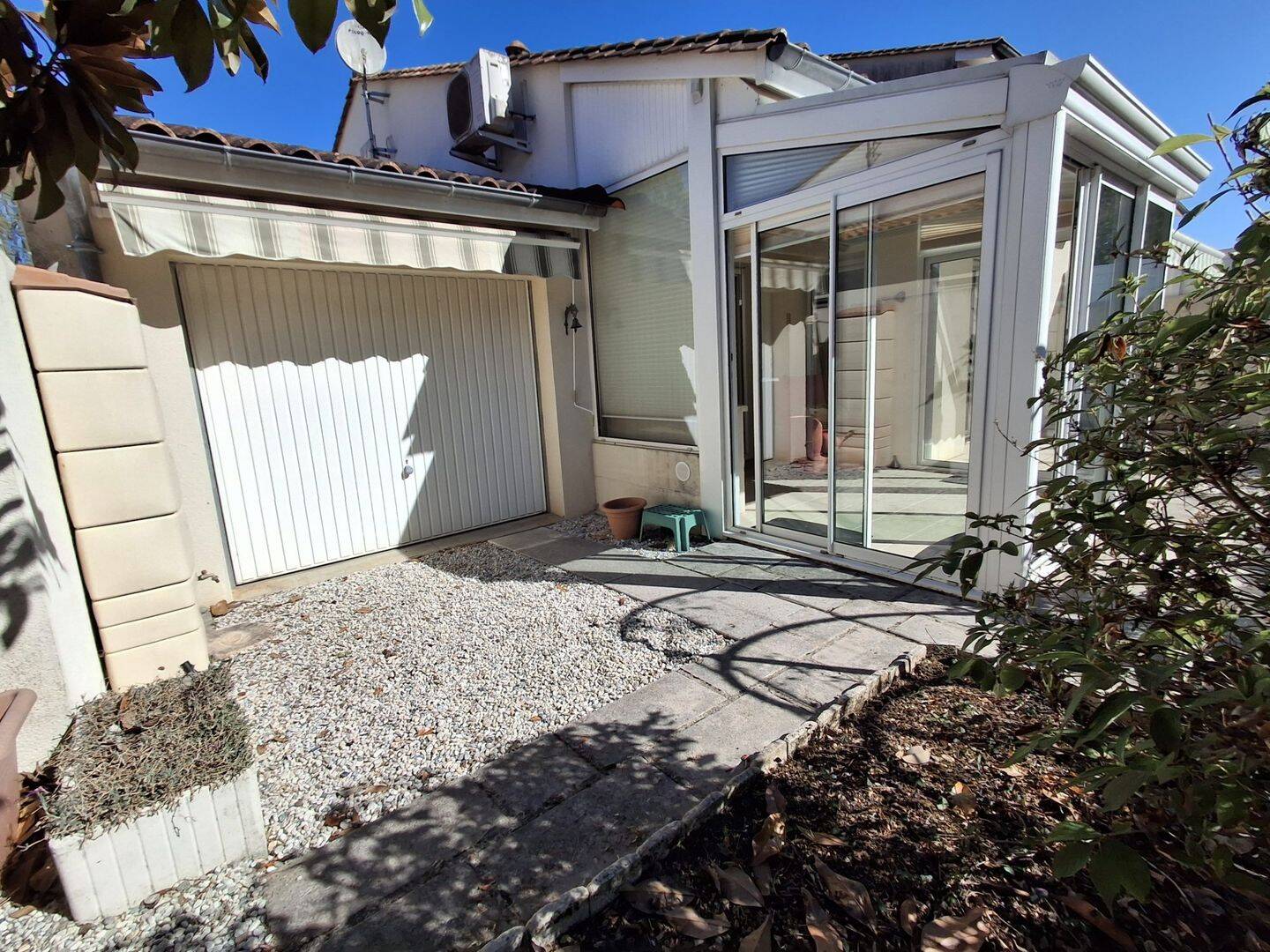 Maison 6 pièces 104 m² · à Chasseneuil-sur-Bonnieure · 104 m² · 180 200 €