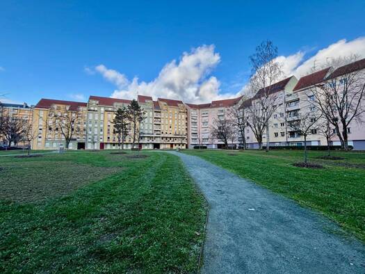 Appartement à vendre 86 000 € 3 pièces 2 chambres 75 m² 2ème étage Centre Ville Belfort 90000