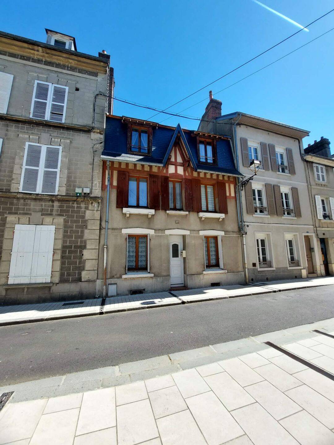 Maison 6 pièces 90 m² · à Lisieux · 90 m² · 169 500 €