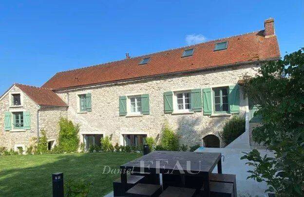 Maison 6 pièces 146 m² · à Crespières · 146,3 m² · 2 900 €/mois