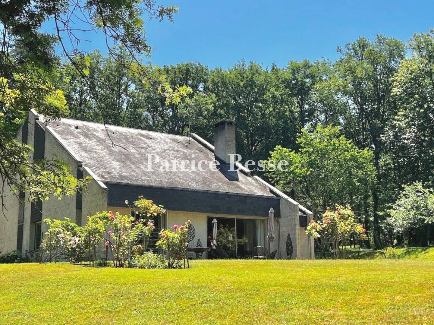 Maison 9 pièces 230 m² · à Loches · 230 m² · 495 000 €