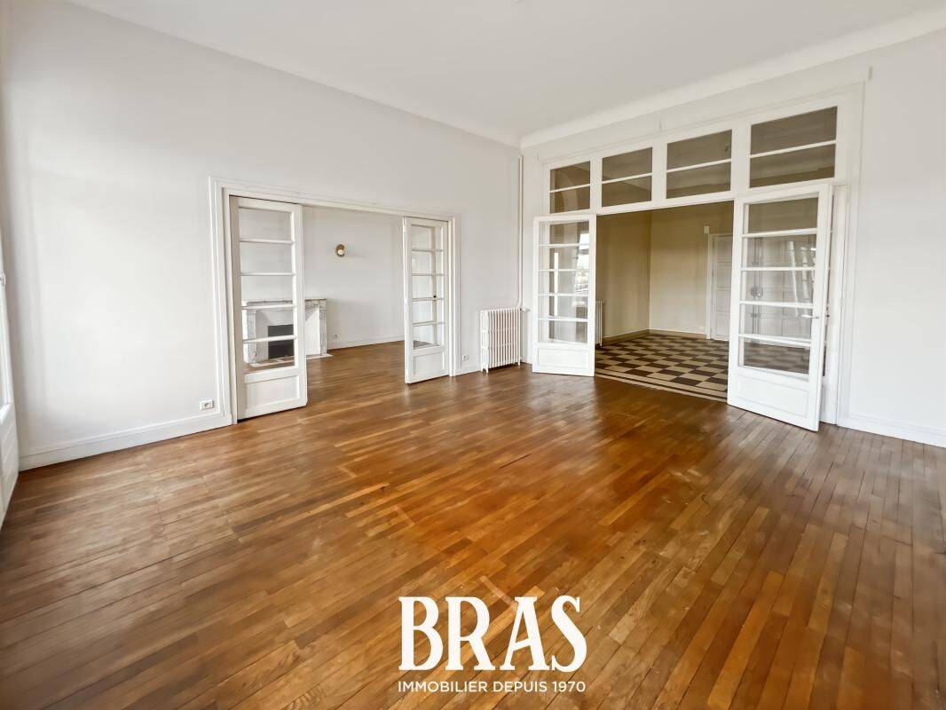 Appartement 5 pièces 167 m² · à Nantes · 167 m² · 1 684 €/mois