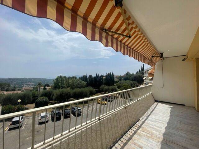 Appartement 3 pièces 49 m² · à Grasse · 49,1 m² · 950 €/mois