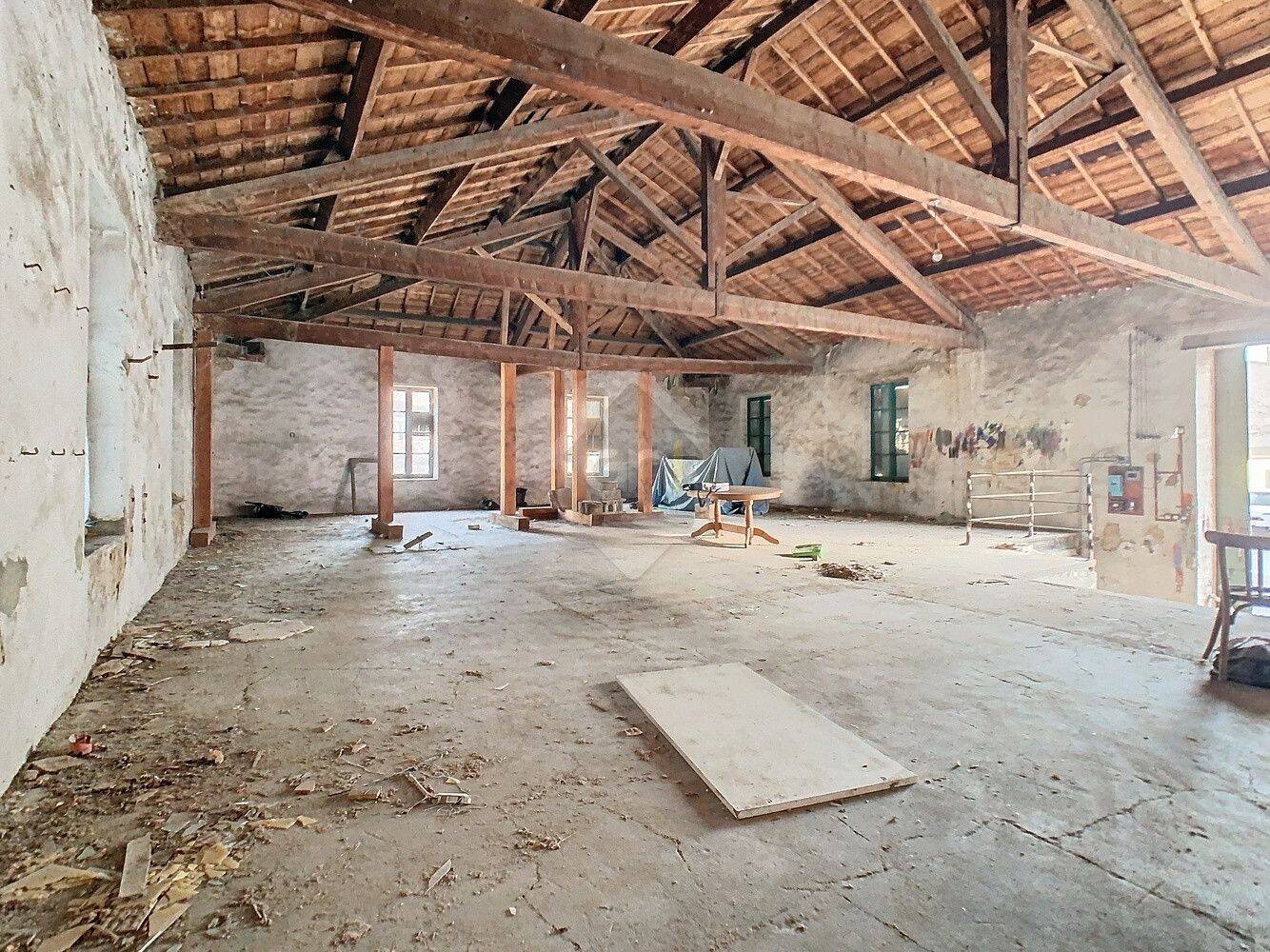 Maison 3 pièces 360 m² · à Alleins · 360 m² · 315 000 €