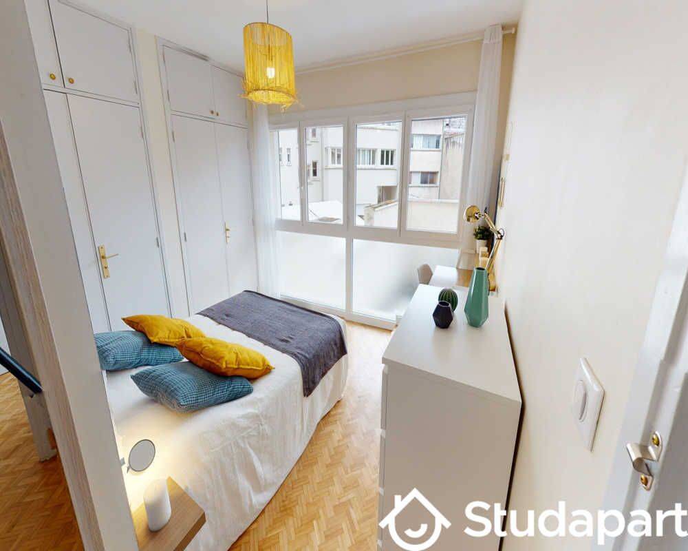 1 pièce 11 m² · à Toulouse · 11 m² · 725 €
