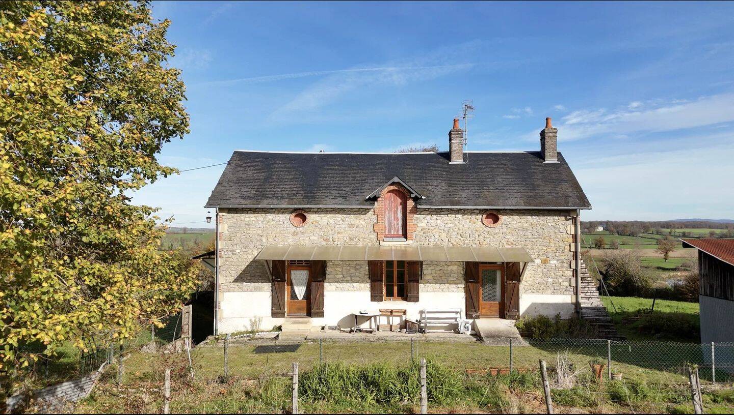 Maison 3 pièces 97 m² · à Cercy-la-Tour · 97 m² · 95 000 €