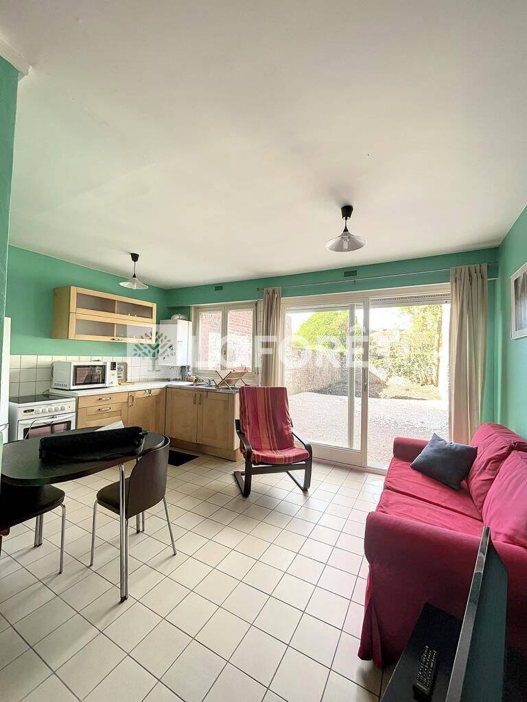 Appartement 1 pièce 47 m² · à Lille · 46,9 m² · 861 €