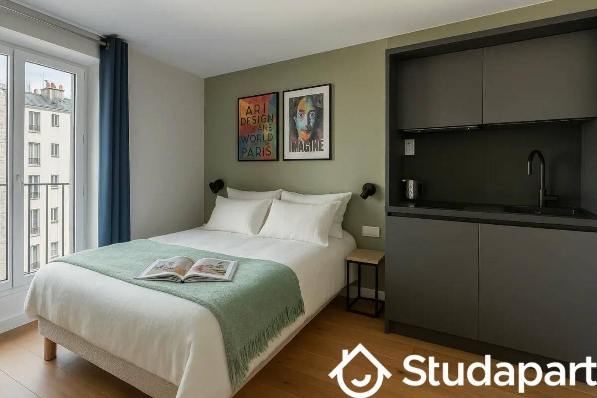 Maison 1 pièce · à Paris 18ème Arrondissement · 1 200 €/mois
