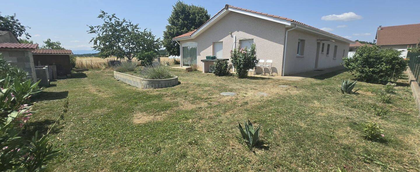 Maison 4 pièces 96 m² · à Beaurepaire · 96 m² · 295 000 €