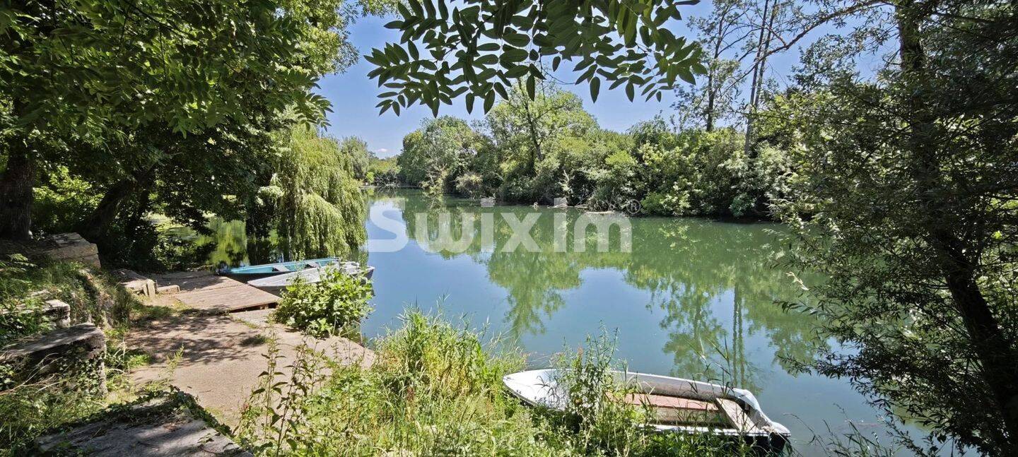 Maison 9 pièces 188 m² · à Pesmes · 188 m² · 320 000 €
