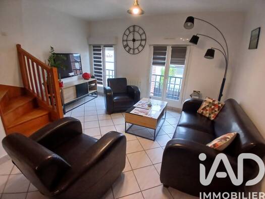 Immeuble à vendre 441 000 € 176 m² Hautvillers 51160