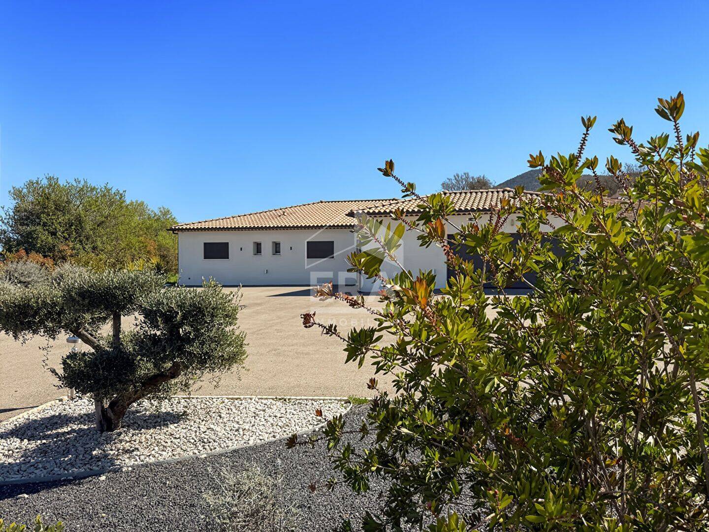 Maison 4 pièces 160 m² · à Mimet · 160 m² · 1 355 000 €