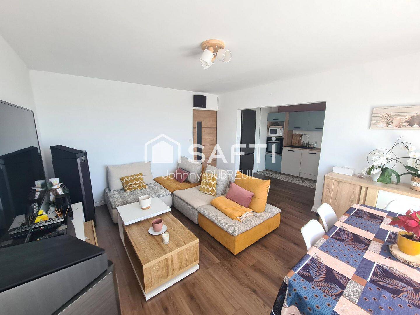 Appartement 4 pièces 76 m² · à Hyères · 76 m² · 269 000 €