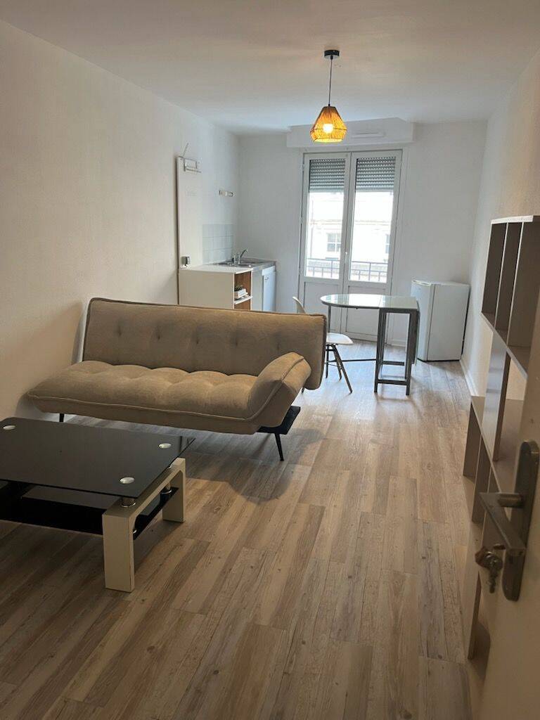 Appartement 1 pièce 21 m² · à Bordeaux · 21 m² · 560 €/mois