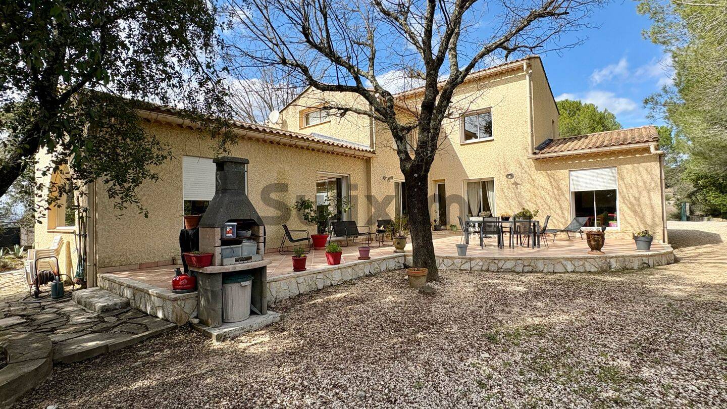 Maison 4 pièces 152 m² · à Monteils · 152 m² · 449 000 €