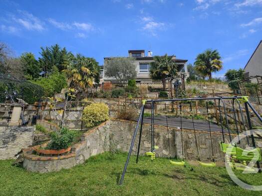 Maison à vendre 1 195 000 € 11 pièces 8 chambres 467,8 m² 1 251 m² de terrain Chennevières-sur-Marne 94430