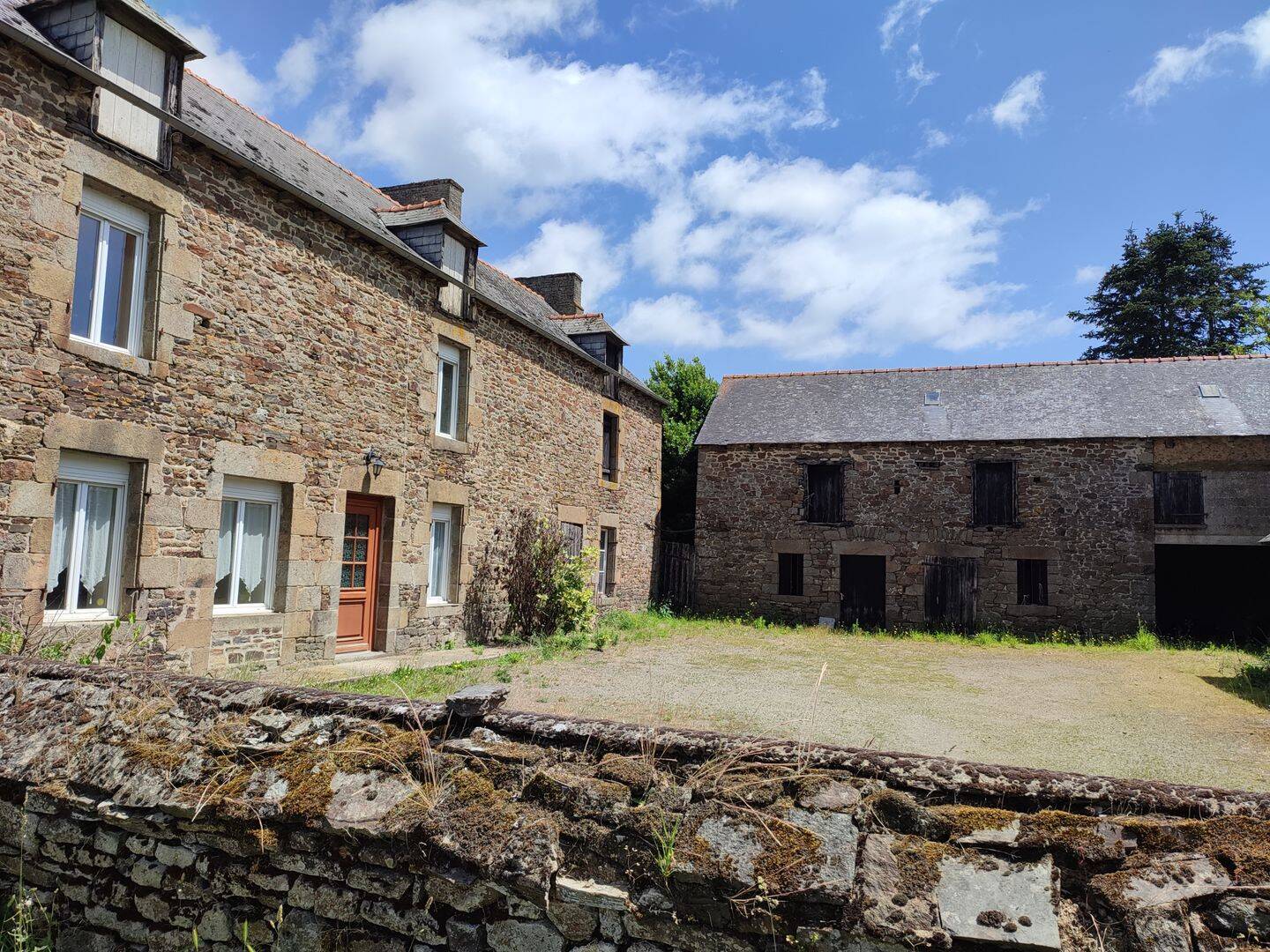 Maison 4 pièces 139 m² · à Évran · 139 m² · 210 000 €