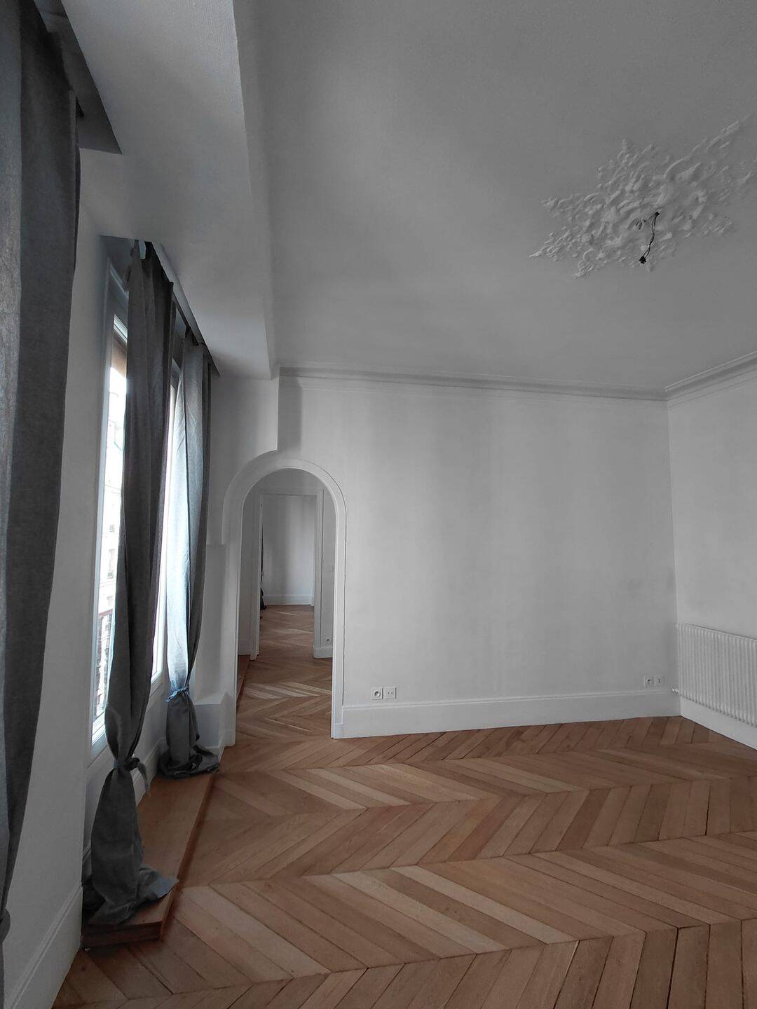 Appartement 4 pièces 75 m² · à Paris 10ème Arrondissement · 75 m² · 2 675 €