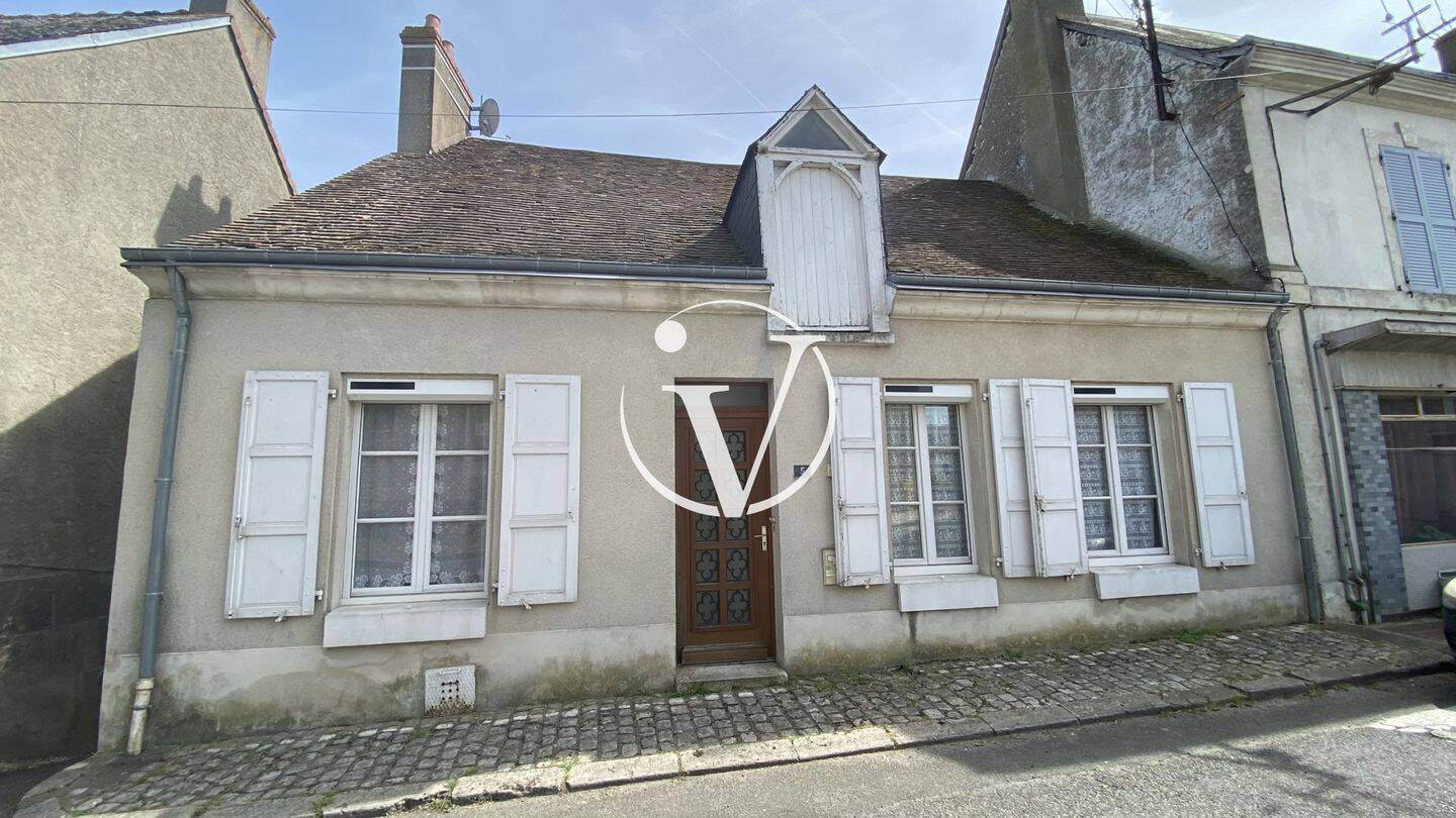 Maison 6 pièces 120 m² · à Azé · 120,4 m² · 128 900 €