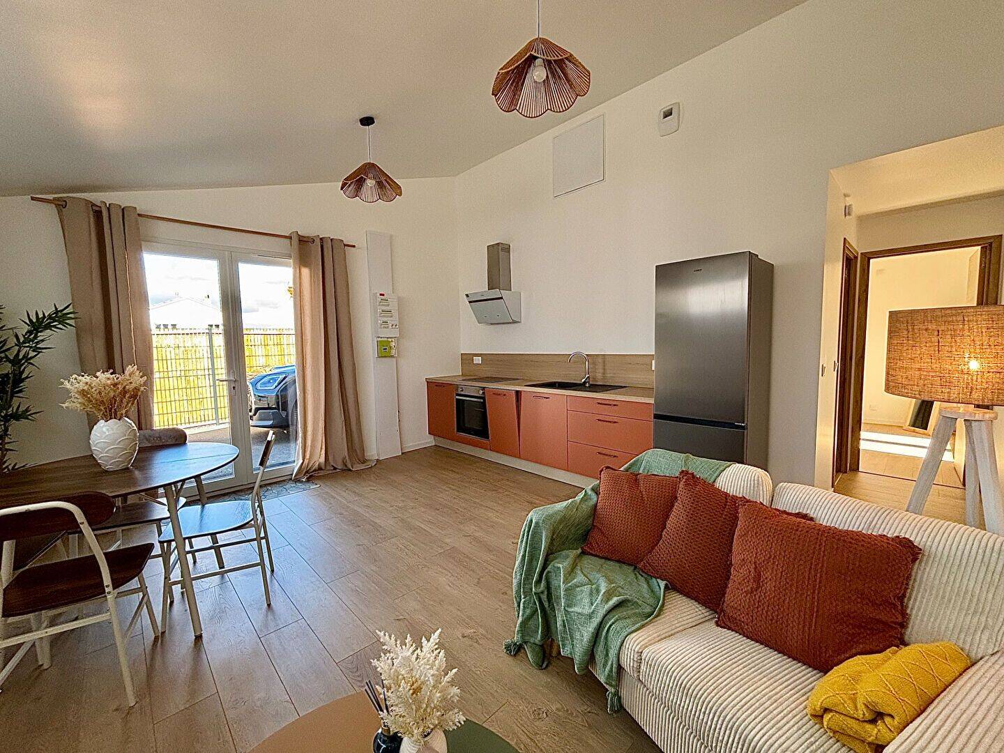 Maison 2 pièces 43 m² · à Le Fenouiller · 42,8 m² · 690 €/mois