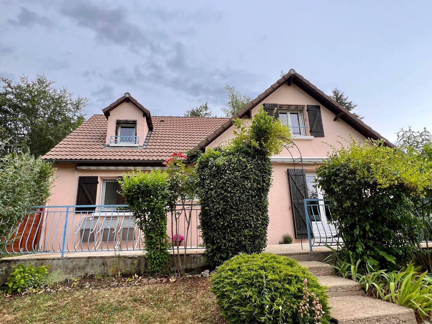 Maison 5 pièces 112 m² · à Villeneuve-sur-Yonne · 112 m² · 217 000 €