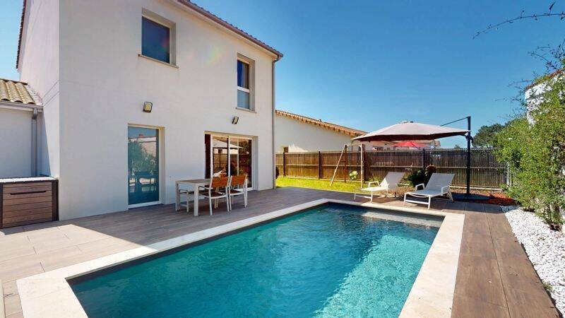 Maison 4 pièces 110 m² · à Saint-Médard-d'Eyrans · 110 m² · 1 850 €/mois