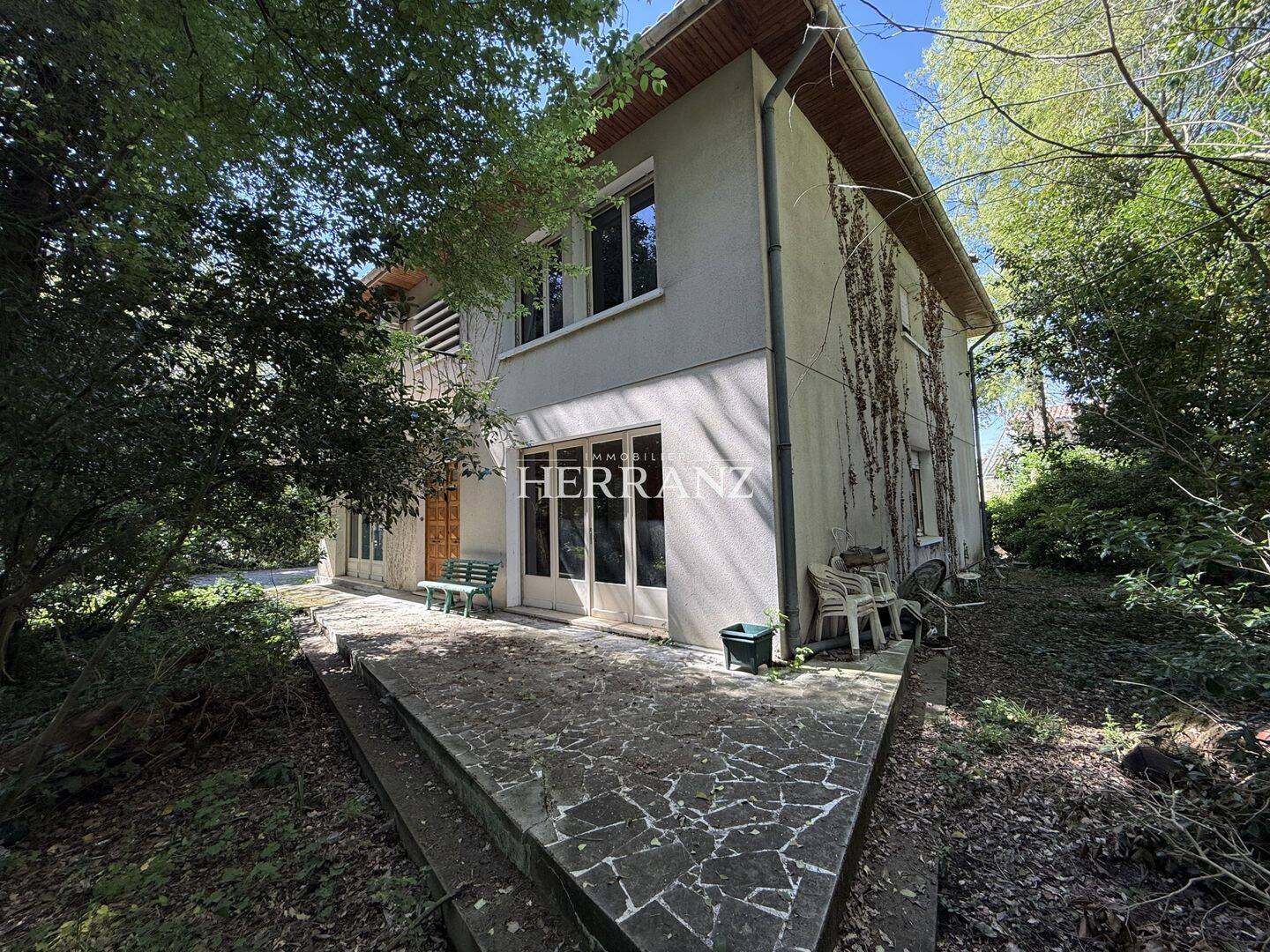 Maison 7 pièces 240 m² · à Libourne · 240 m² · 350 000 €