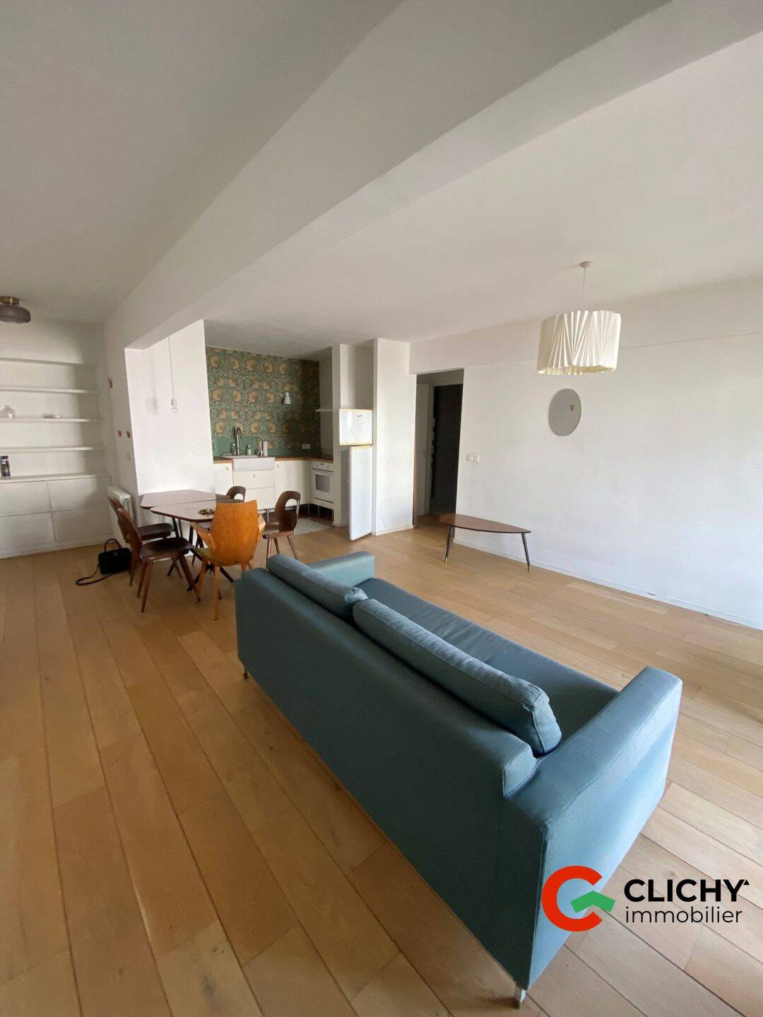 Appartement 2 pièces 56 m² · à Paris 10ème Arrondissement · 56,2 m² · 1 930 €
