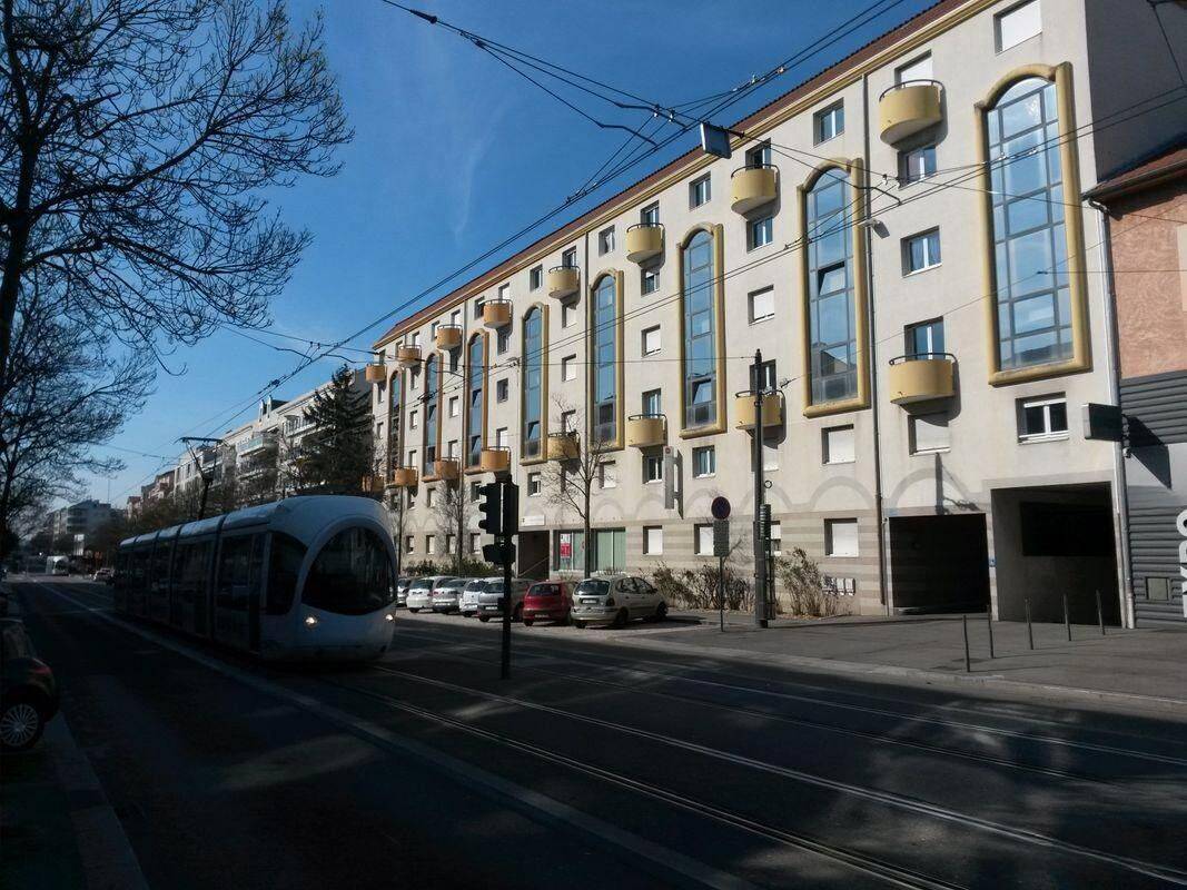 Appartement 1 pièce 18 m² · à Bron · 18 m² · 560 €