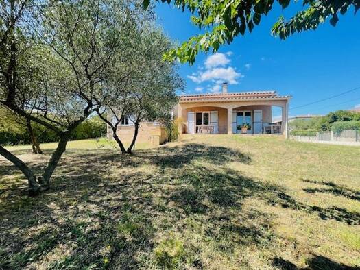 Maison de plain-pied à vendre 372 750 € 5 pièces 4 chambres 128 m² 1 348 m² de terrain Alès 30100
