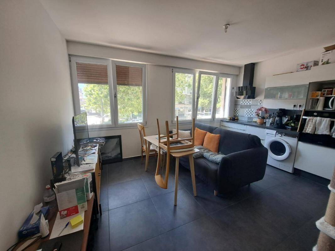 Appartement 3 pièces 53 m² · à Grenoble · 53 m² · 825 €