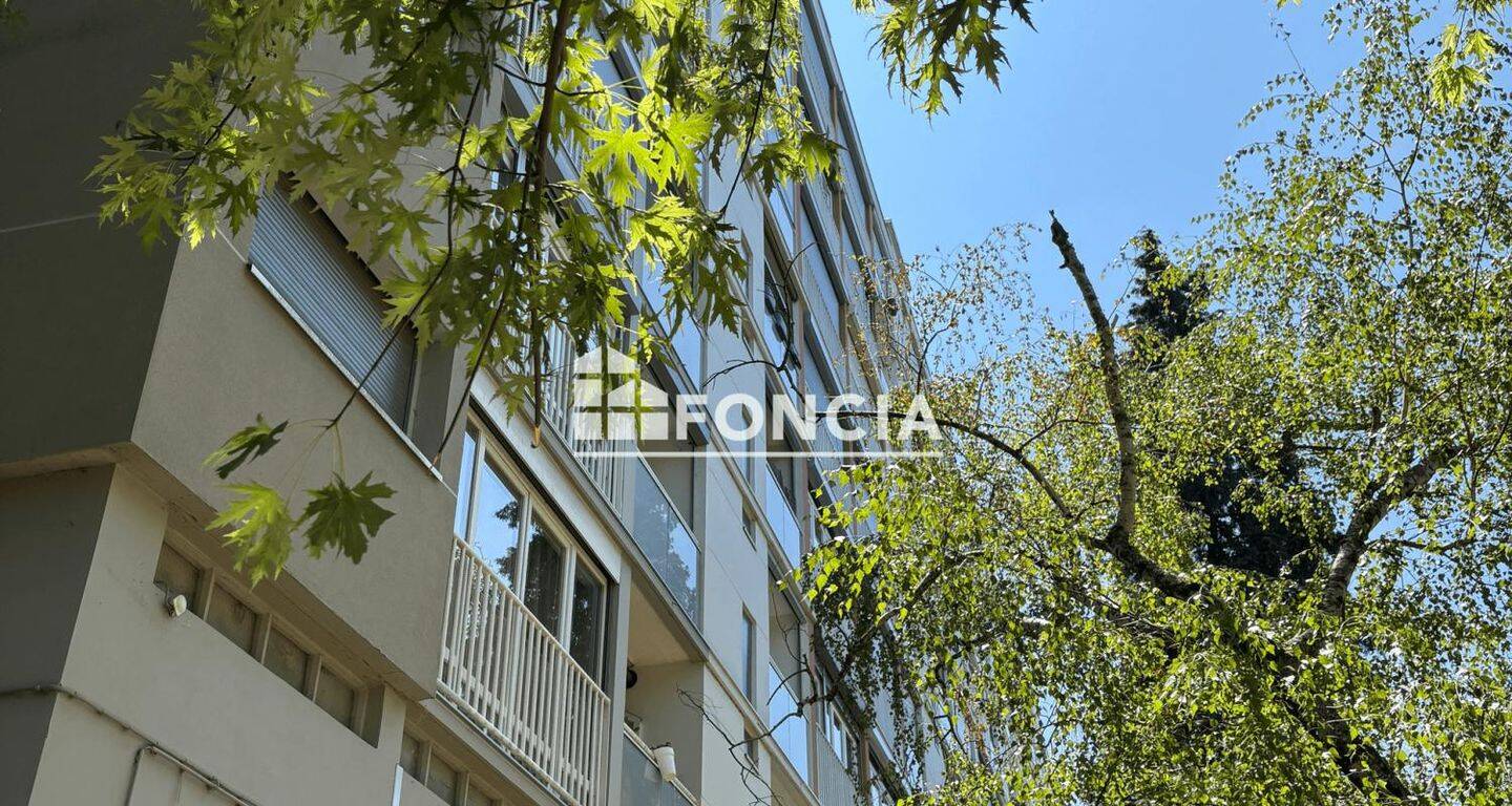 Appartement 3 pièces 55 m² · à Tassin-la-Demi-Lune · 55 m² · 807 €