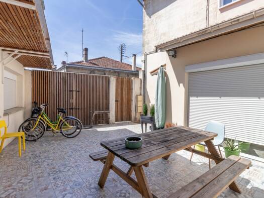 Maison à louer 505 € 13 pièces 12 chambres 185,4 m² Talence 33400