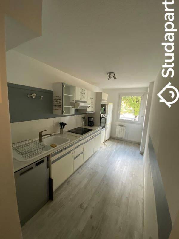 1 pièce 11 m² · à Chambéry · 11 m² · 495 €