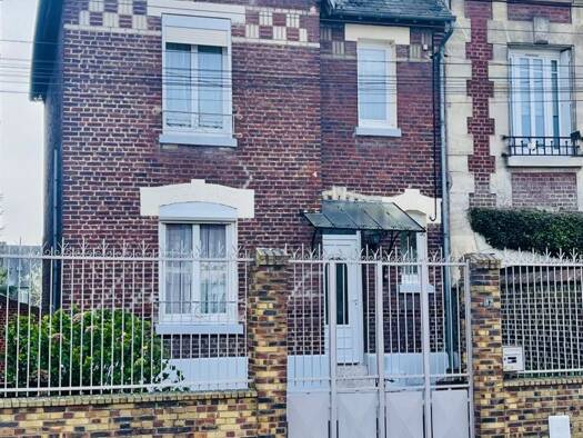 Maison à vendre 177 000 € 4 pièces 3 chambres 120 m² 390 m² de terrain Zone Est Noyon 60400