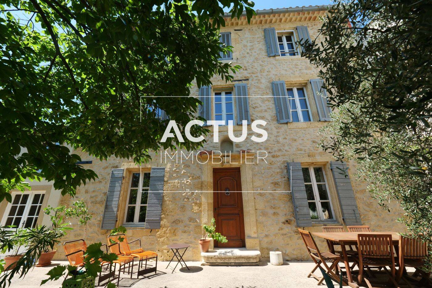 Maison 7 pièces 217 m² · à Salon-de-Provence · 217 m² · 1 050 000 €