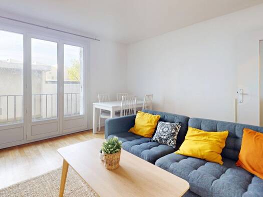 Appartement à louer 411 € 2 pièces 1 chambre 25 m² Cleunay-Arsenal Redon Rennes 35000