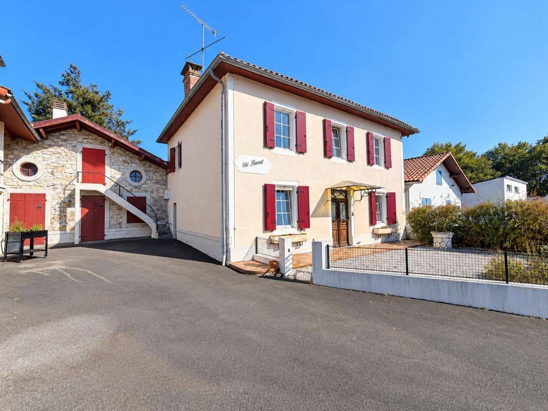 Maison 6 pièces 168 m² · à Saint-Vincent-de-Paul · 168 m² · 349 800 €